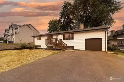 14143 34th Ave S, Tukwila, WA 98168