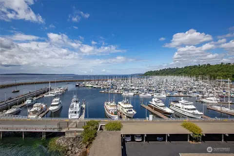 6533 Seaview Ave NW #703A, Seattle, WA 98117