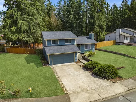 26416 233rd Ave SE, Maple Valley, WA 98038