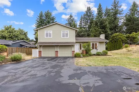 22021 Tonya Ln, Brier, WA 98036