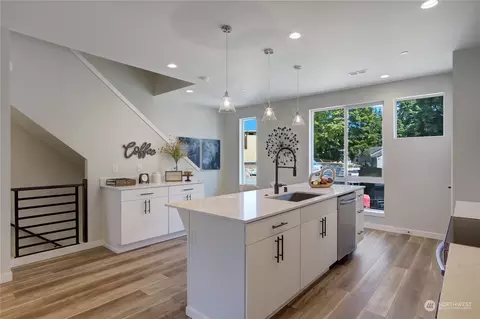 2527 Gibson Rd #D2, Everett, WA 98204 photo 9