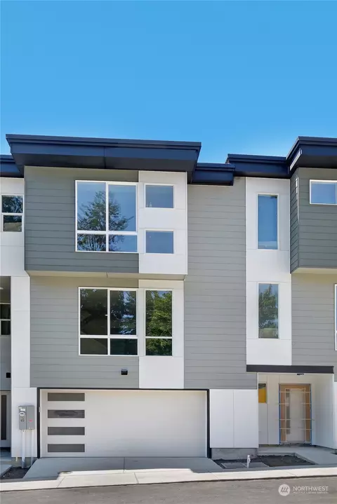 2527 Gibson Rd #D2, Everett, WA 98204