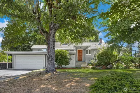 17220 129th Ave SE, Renton, WA 98058