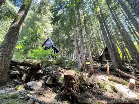 1 Mine To Market Rd, Granite Falls, WA 98252