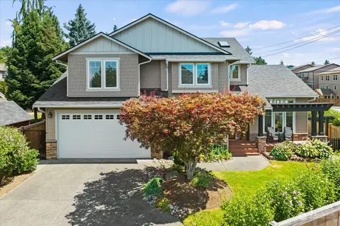 8257 NE 124th Pl, Kirkland, WA 98034