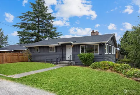 500 Stevens Ave NW, Renton, WA 98057