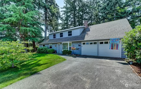 131 165th Ave NE, Bellevue, WA 98008