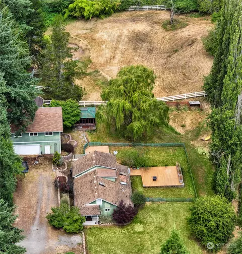 22424 SE 20th St, Sammamish, WA 98075
