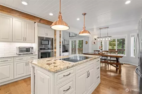 28007 NE 62nd St, Camas, WA 98607 photo 9