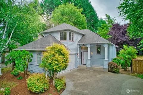 1710 Redwood Pl SE, Olympia, WA 98501