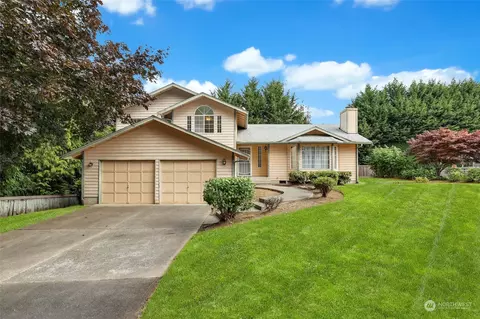 2004 Emerald St, Milton, WA 98354