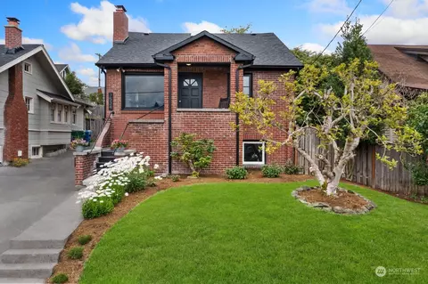 7534 16th Ave NW, Seattle, WA 98117