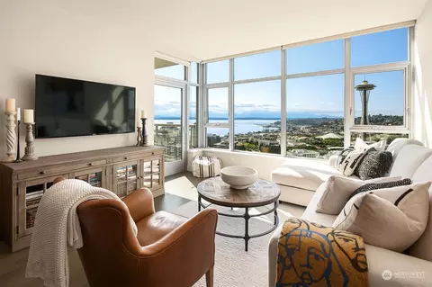 583 Battery St #3104, Seattle, WA 98121