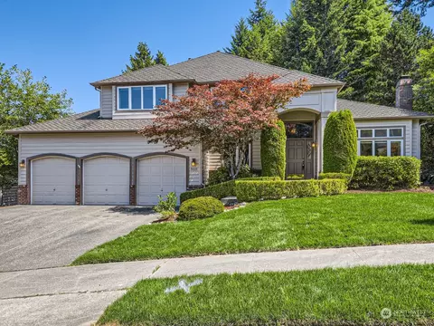 5620 165th Pl SE, Bellevue, WA 98006