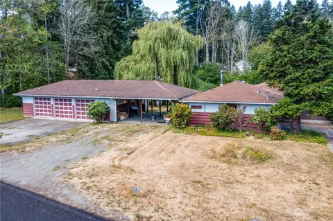 1604 9th St SE, Puyallup, WA 98372