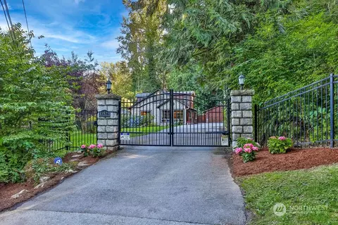 43525 SE 149th St, North Bend, WA 98045