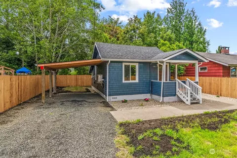 1017 Macfarlane St, Aberdeen, WA 98520