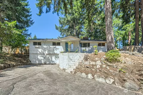 8130 69th Ave SW, Lakewood, WA 98499