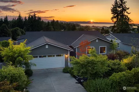 37495 Olympic View Rd NE, Hansville, WA 98340