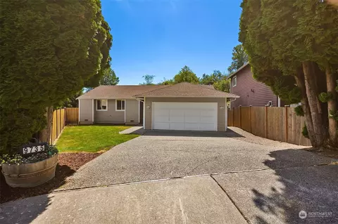 9735 NE 141st Ct, Kirkland, WA 98034