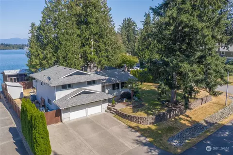 5013 Jenks Point Way E, Lake Tapps, WA 98391