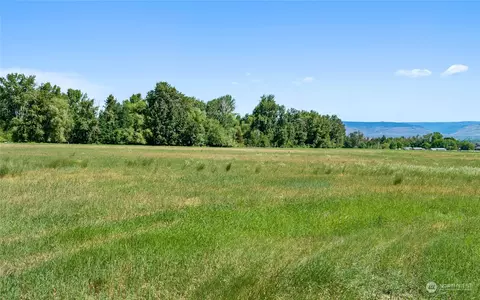 3 Woodscreek Ln, Ellensburg, WA 98926