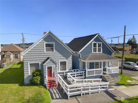 621 623 W Market St, Aberdeen, WA 98520