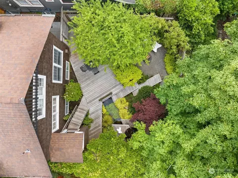 135 34th Ave E, Seattle, WA 98112 photo 34