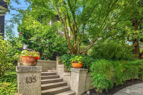135 34th Ave E, Seattle, WA 98112 photo 3