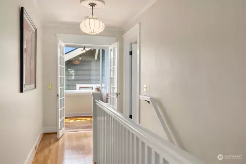 135 34th Ave E, Seattle, WA 98112 photo 16