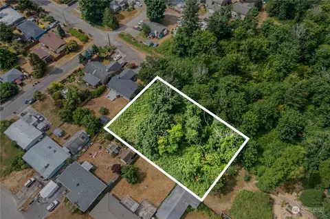 269 Claremont Ave, Des Moines, WA 98198