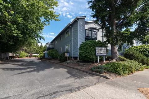 730 SE 8th Ave #H101, Oak Harbor, WA 98277