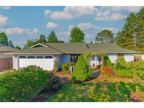 9709 NW 19th Ave, Vancouver, WA 98665