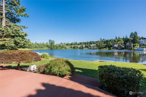 5710 Halls Lake Way, Lynnwood, WA 98036