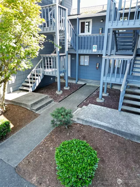 3302 I St NE #A103, Auburn, WA 98002