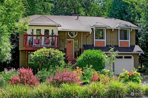 10518 181st Ave NE, Redmond, WA 98052