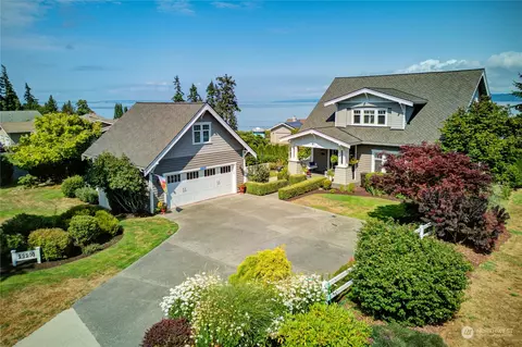 22200 Star Fish Pl NE, Kingston, WA 98346