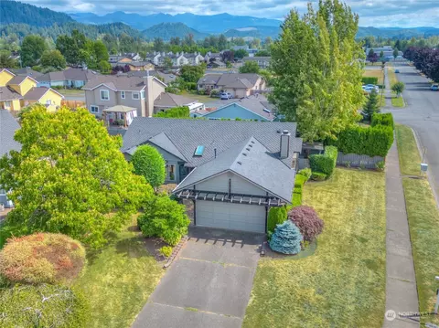 429 Farrelly St, Enumclaw, WA 98022