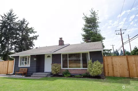 18806 64th Ave W, Lynnwood, WA 98036