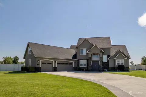 7715 Dune Lake Rd SE, Moses Lake, WA 98837