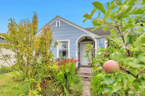 2225 Walnut St, Everett, WA 98201