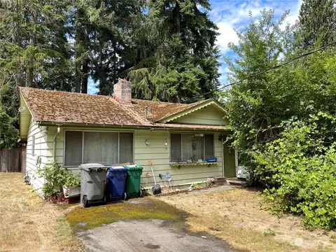 7039 124th Ave NE, Kirkland, WA 98033