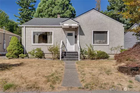 602 11th St NW, Puyallup, WA 98371