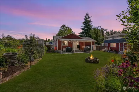 1407 Cranberry Ct, Bellingham, WA 98226