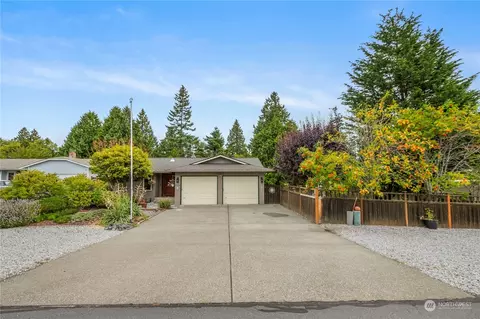 8094 Skeena Way, Blaine, WA 98230