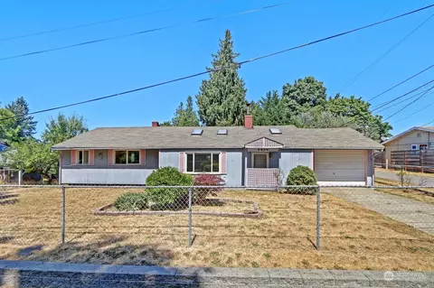 2620 S 138th St, Seatac, WA 98168