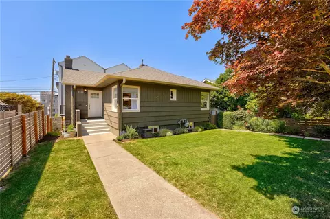 4833 42nd Ave SW, Seattle, WA 98116