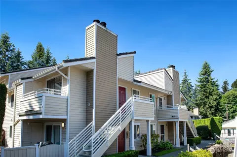 21309 52nd Ave W #D222, Mountlake Terrace, WA 98043