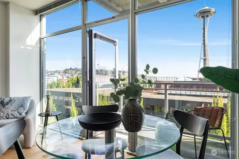 2911 2nd Ave #910, Seattle, WA 98121