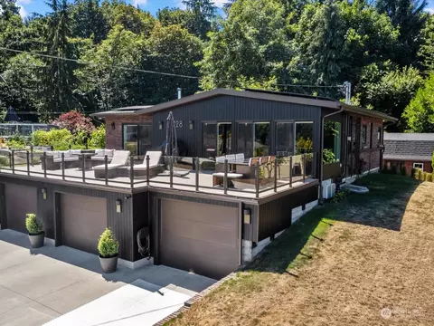 4728 Darlington Ln, Everett, WA 98203